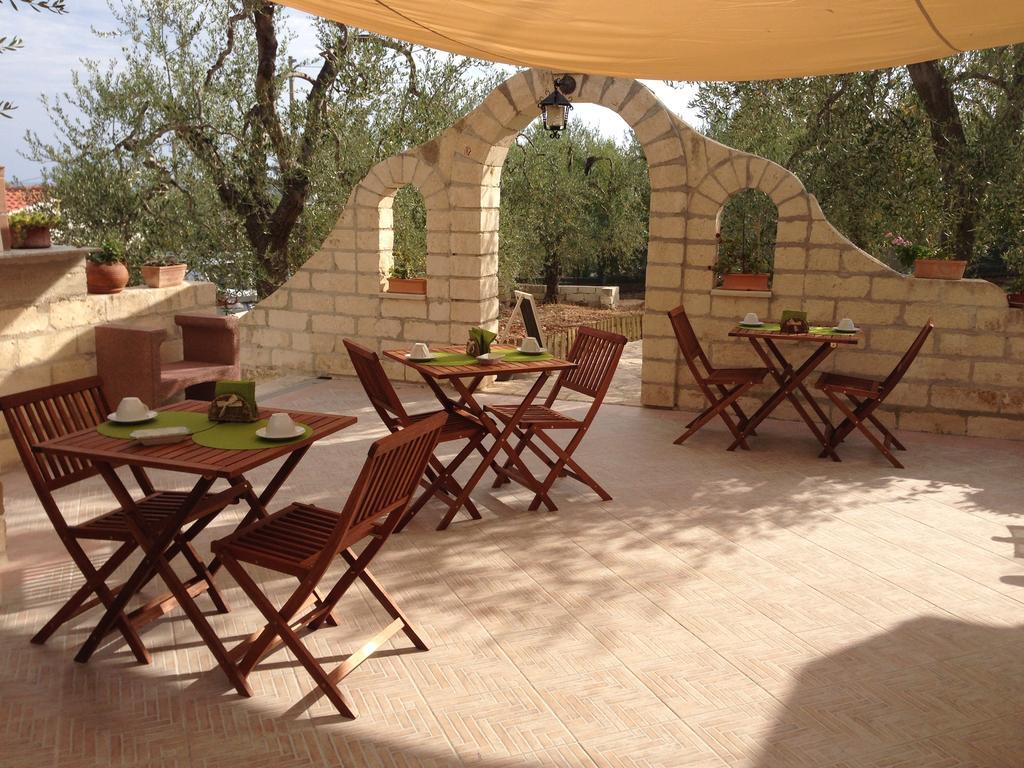 לינה וארוחת בוקר ויאסטה Casale Degli Angeli מראה חיצוני תמונה