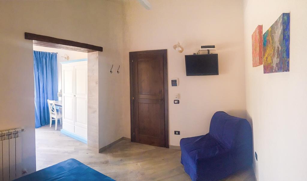 לינה וארוחת בוקר ויאסטה Casale Degli Angeli מראה חיצוני תמונה