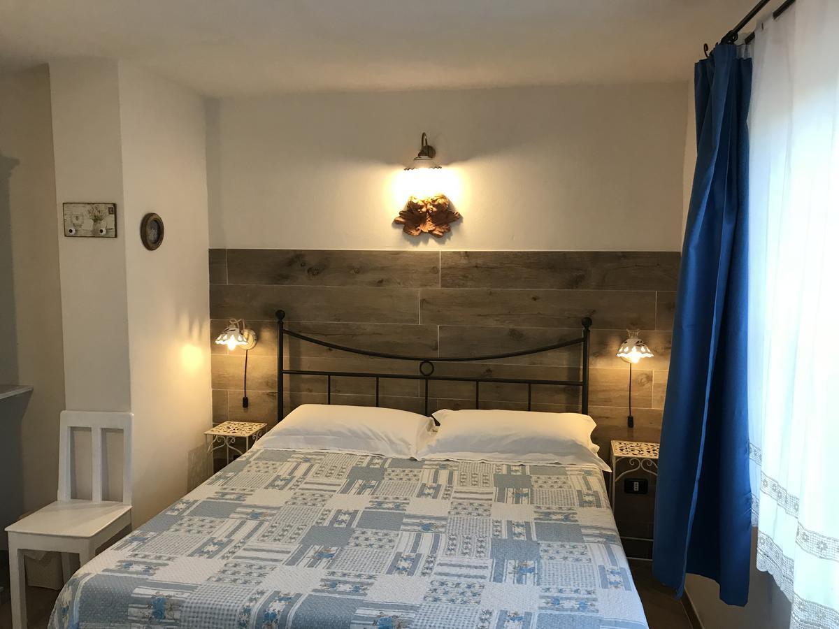 לינה וארוחת בוקר ויאסטה Casale Degli Angeli מראה חיצוני תמונה